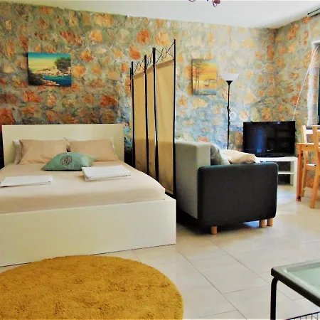 Stone Villa-milan Pool Sea View Lounge *