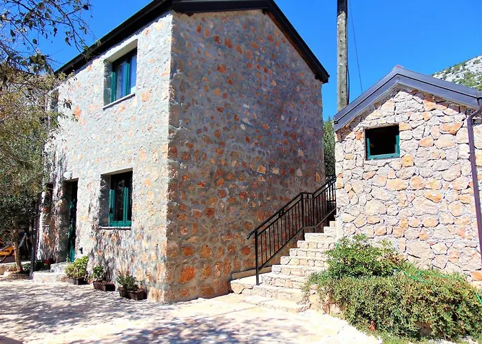 Stone Villa-milan Pool Sea View Lounge